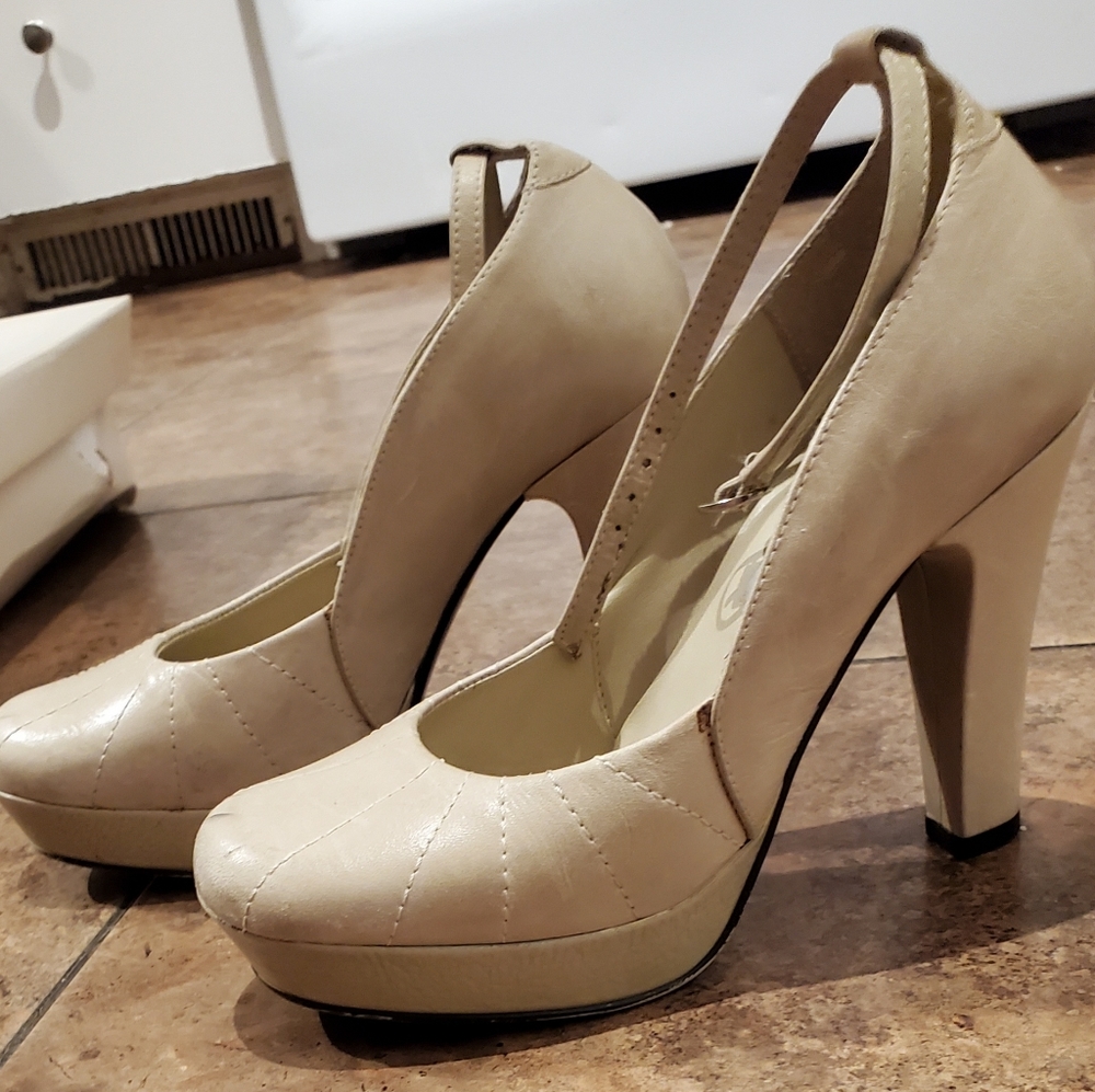 Steve madden, womens size 7.5, heels